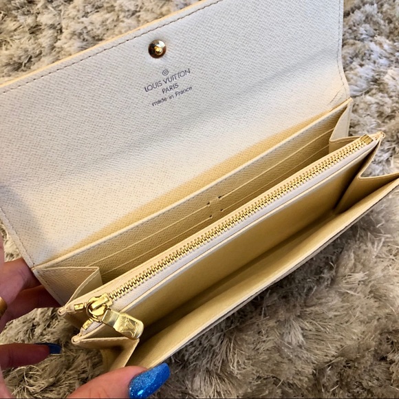 Louis Vuitton Sarah Wallet - Picture 3 of 6